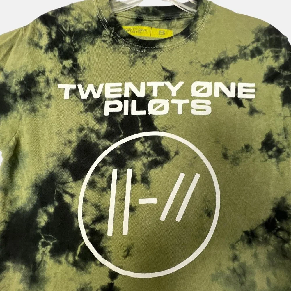 Twenty One Pilots The Bandits 2019 Tour T Shirt Green Tie Dye Mens Small S - Picture 2 of 8